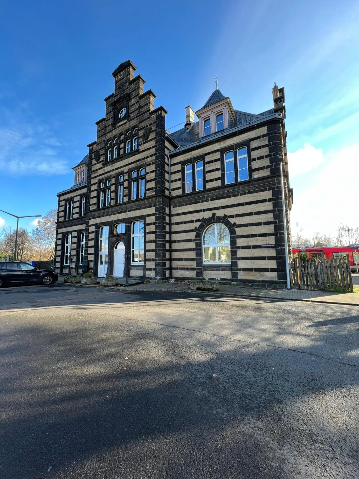Wohnen Wie Im Schloss - Alter Bahnhof Von Kruft Dış mekan fotoğraf